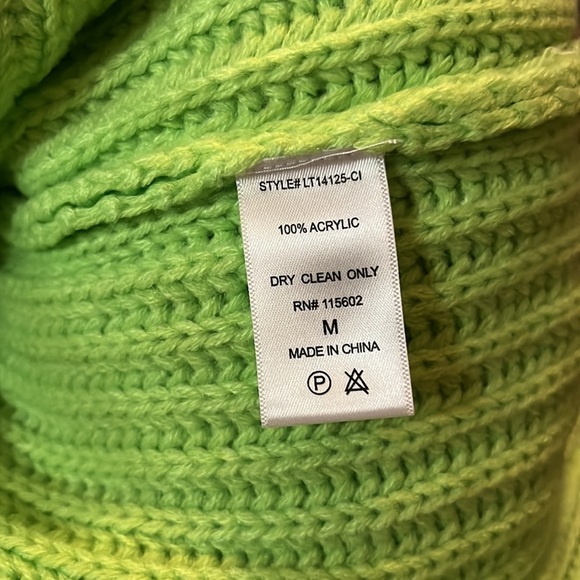 Lush V-Neck Knit Sweater, Size M - Neon Lime at Nordstrom Rack - Picture 4 of 4